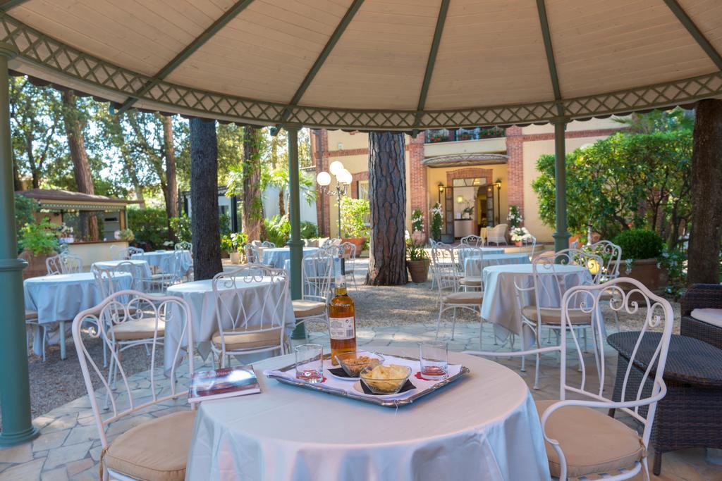 Hotel Villa Tiziana Marina di Pietrasanta Ngoại thất bức ảnh