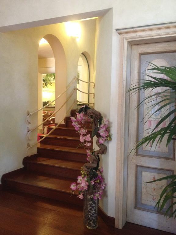 Hotel Villa Tiziana Marina di Pietrasanta Ngoại thất bức ảnh